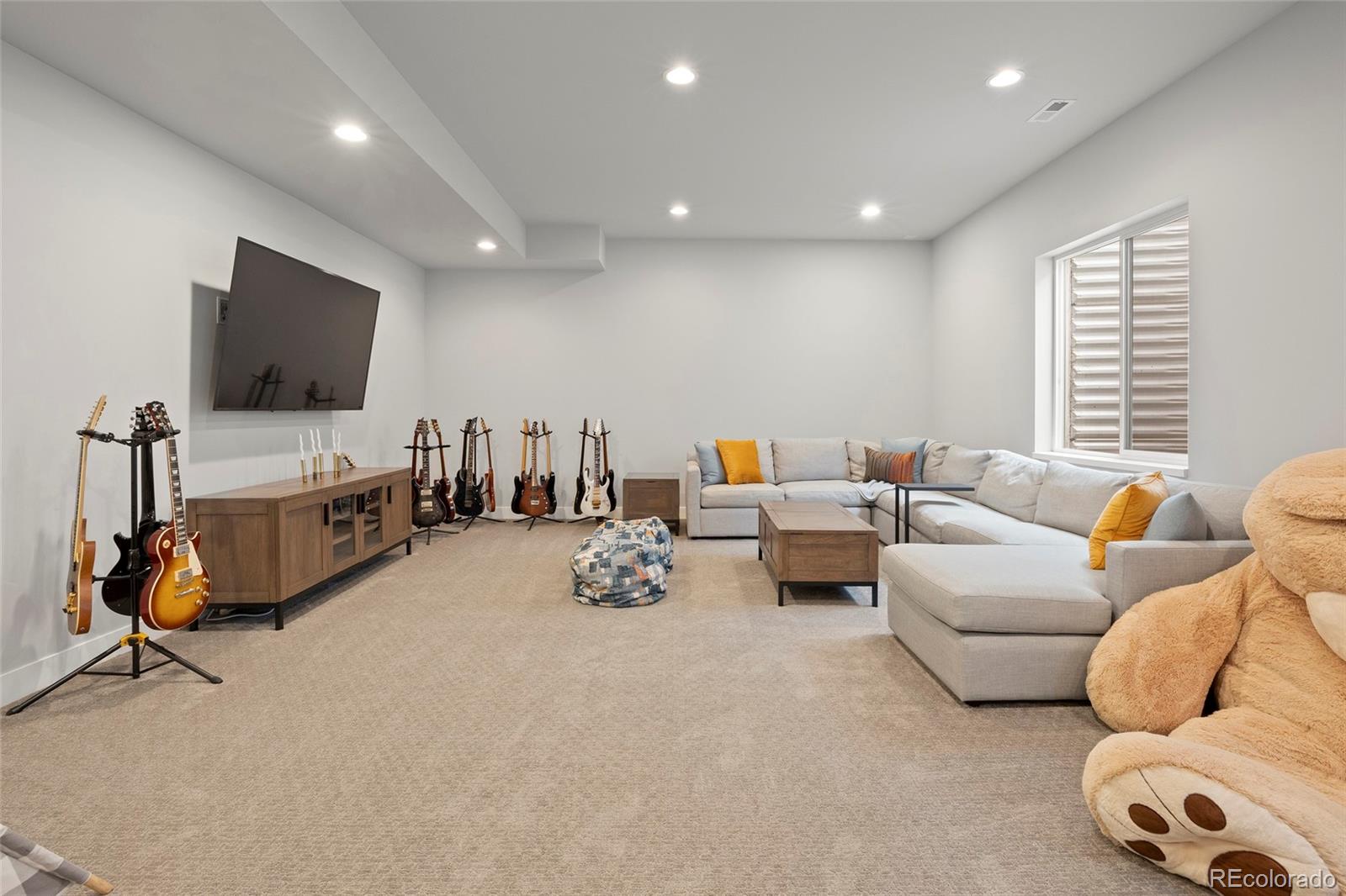 3083 S Cherry Way Denver CO 80222