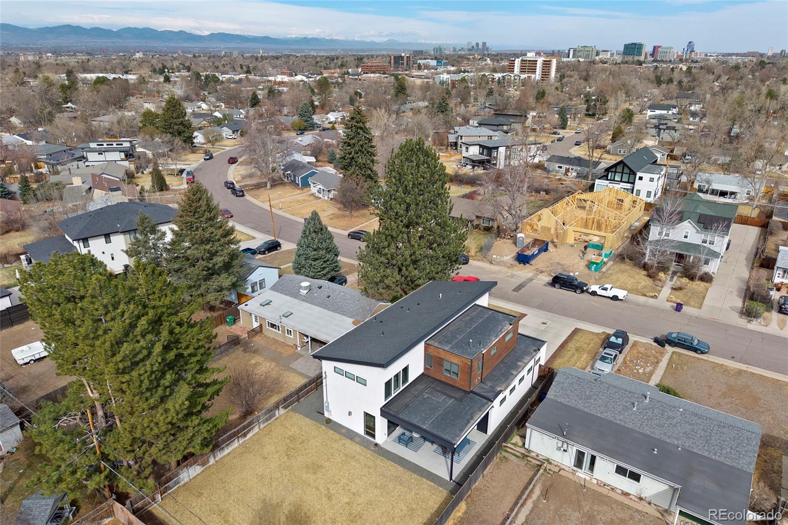 3083 S Cherry Way Denver CO 80222