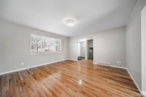 936 S Moline Street Aurora CO 80012