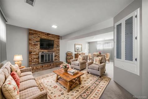 936 S Moline Street Aurora CO 80012