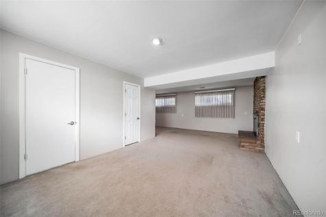 936 S Moline Street Aurora CO 80012