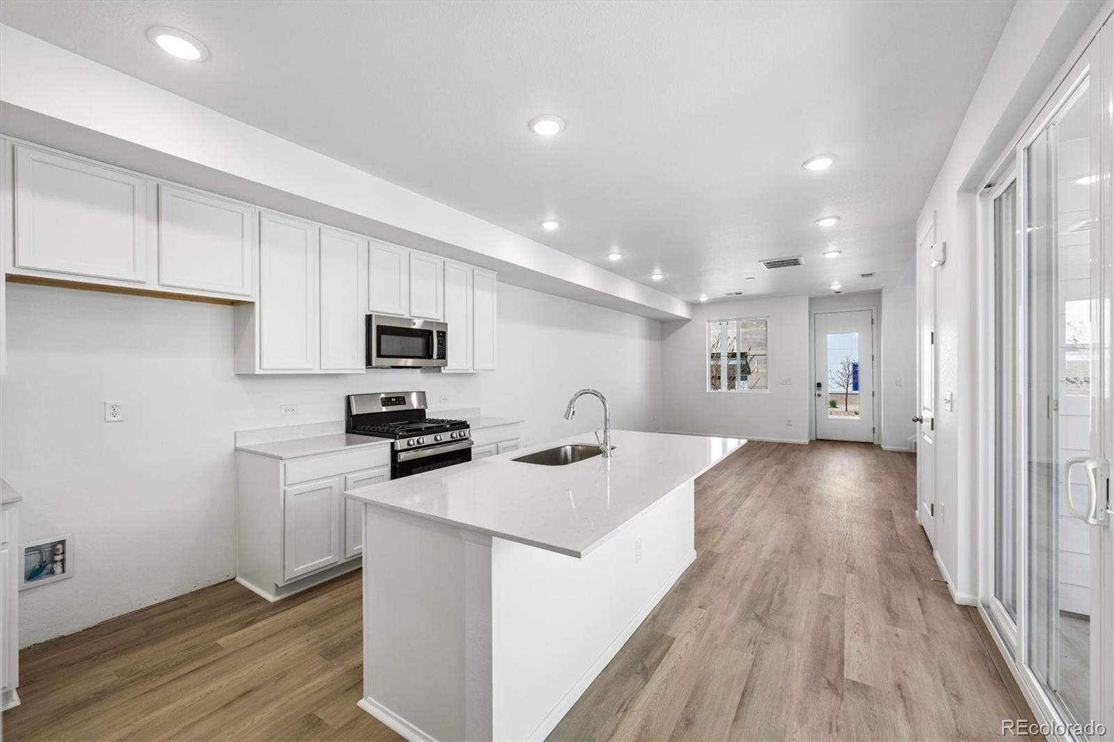 542 Pagosa Street Aurora CO 80017