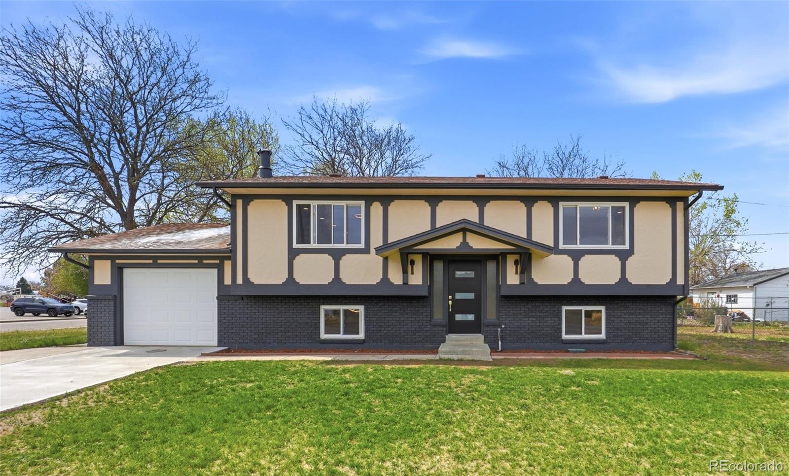 56352 Sunset Avenue Strasburg CO 80136