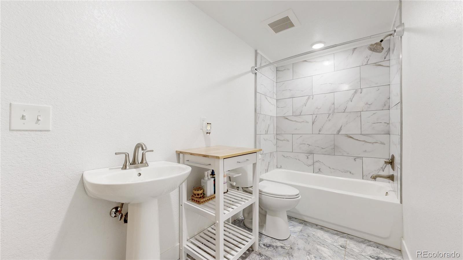 176 W 8th Avenue Byers CO 80103