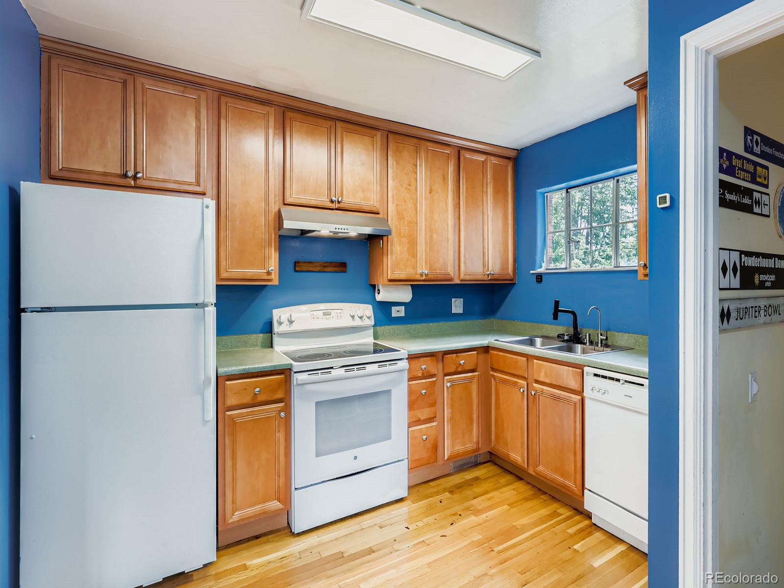 5638 E 16th Avenue Denver CO 80220