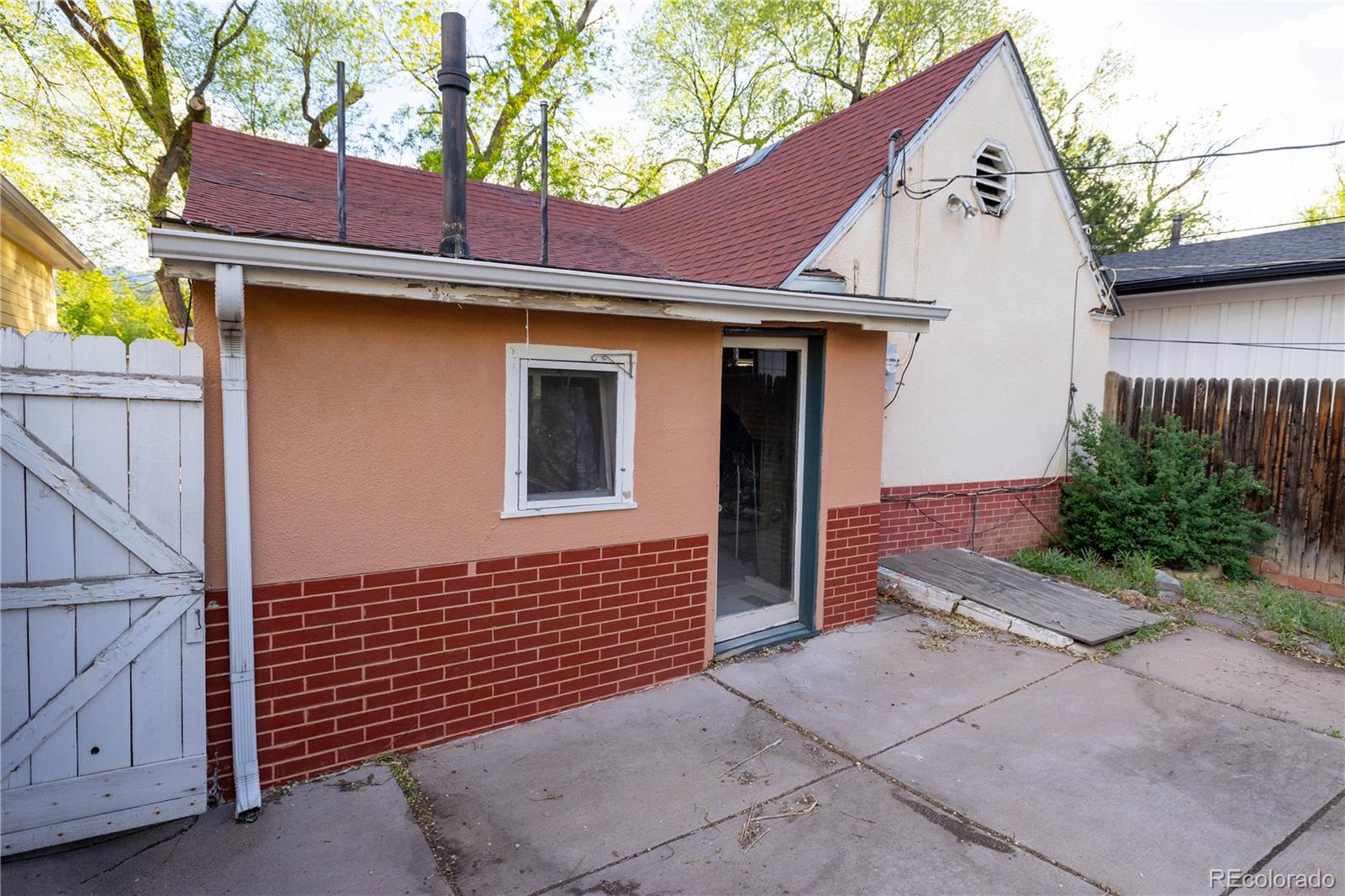2904 W Platte Avenue Colorado Springs CO 80904