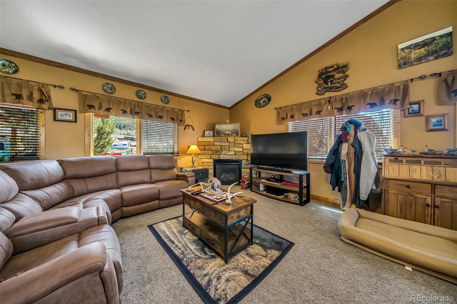 305 E Moffat Avenue Hot Sulphur Springs CO 80451