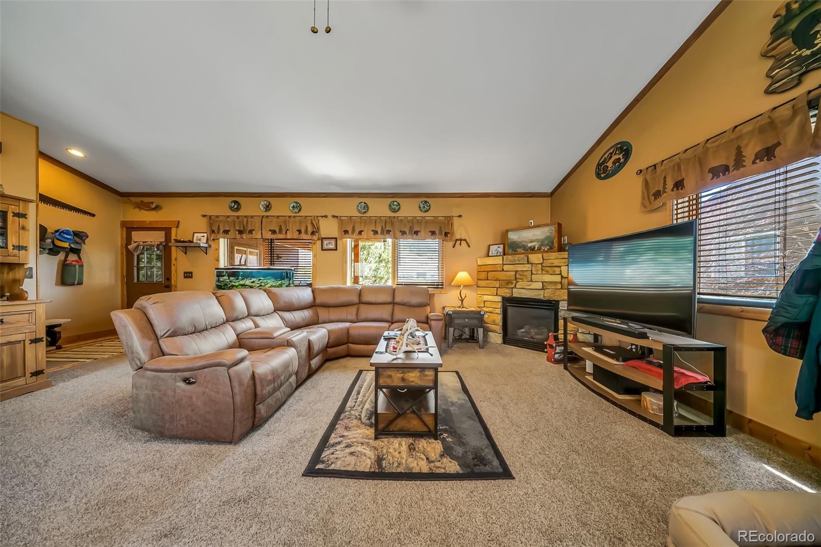 305 E Moffat Avenue Hot Sulphur Springs CO 80451