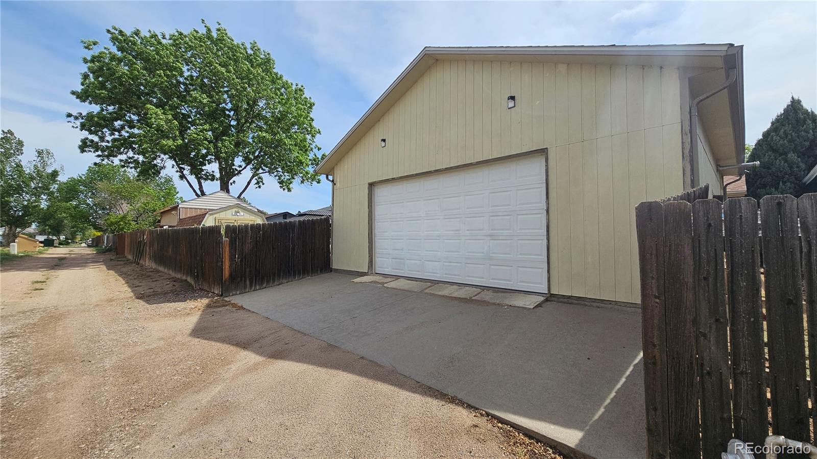 527 Elm Street Fort Morgan CO 80701