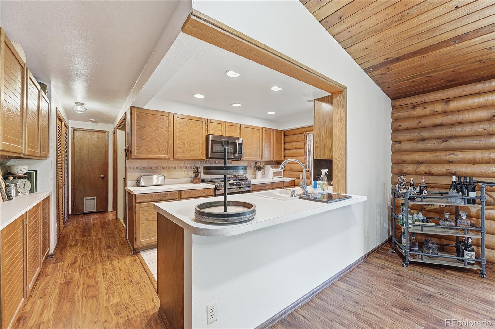 35733 Whispering Pine Elizabeth CO 80107