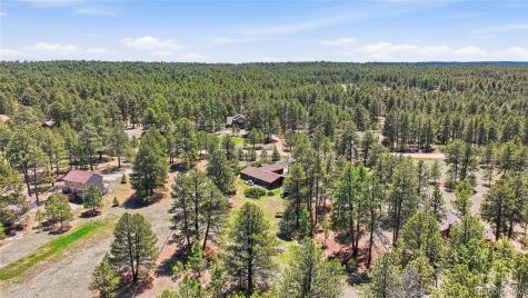 35733 Whispering Pine Elizabeth CO 80107