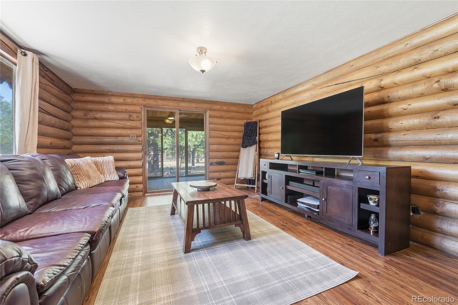 35733 Whispering Pine Elizabeth CO 80107