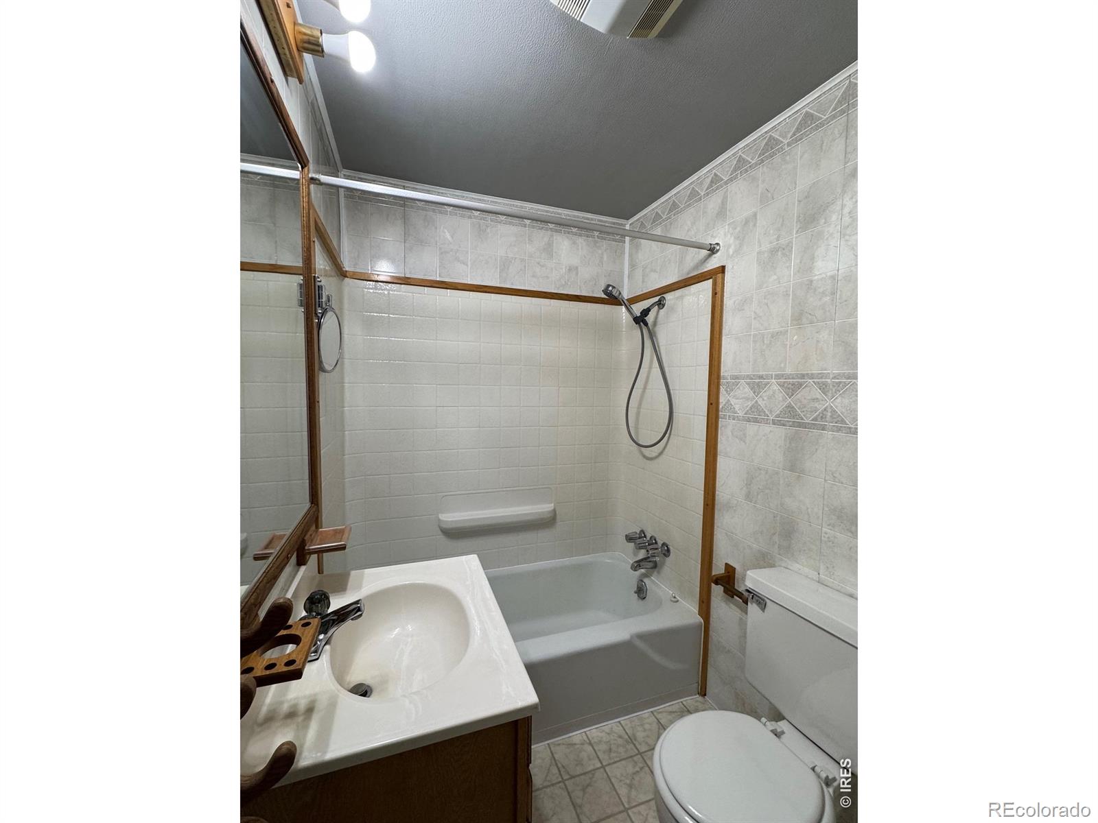 541 Mckinley Street Walden CO 80480