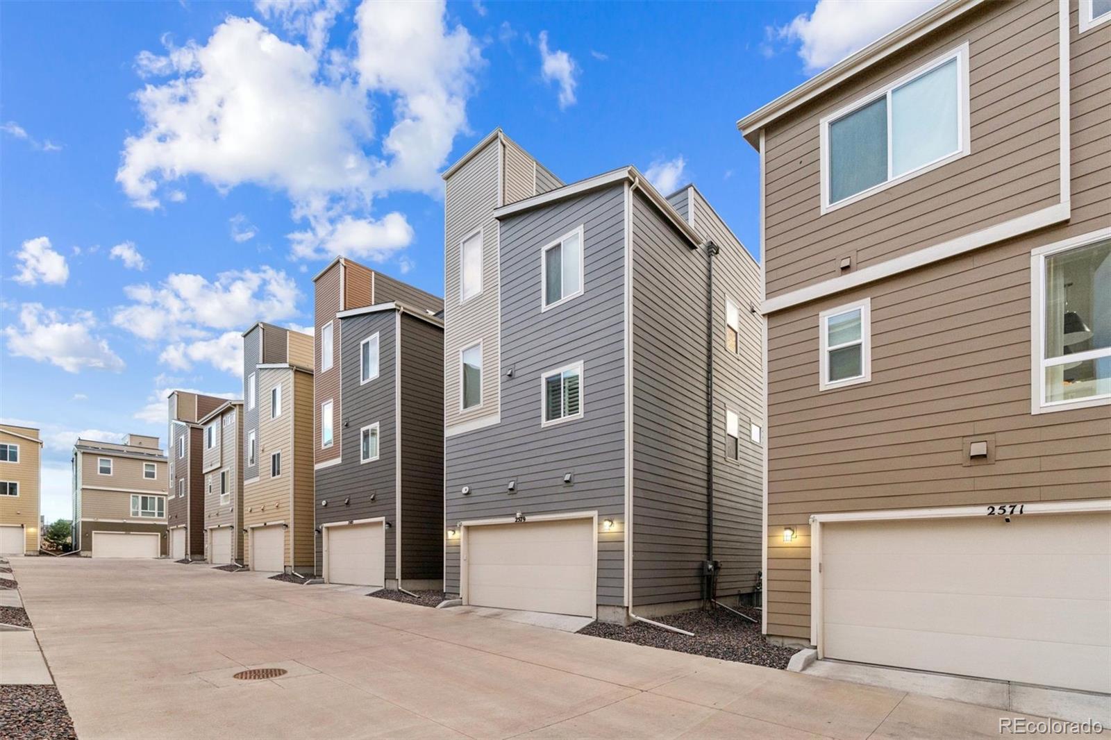 2579 Palau Way Castle Rock CO 80109