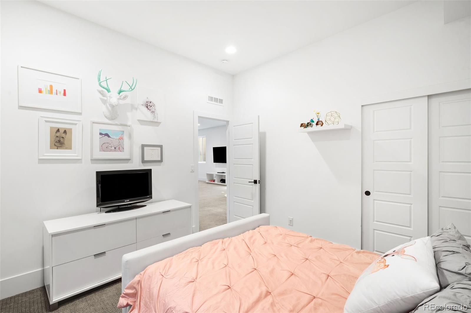 3275 S Clermont Street Denver CO 80222