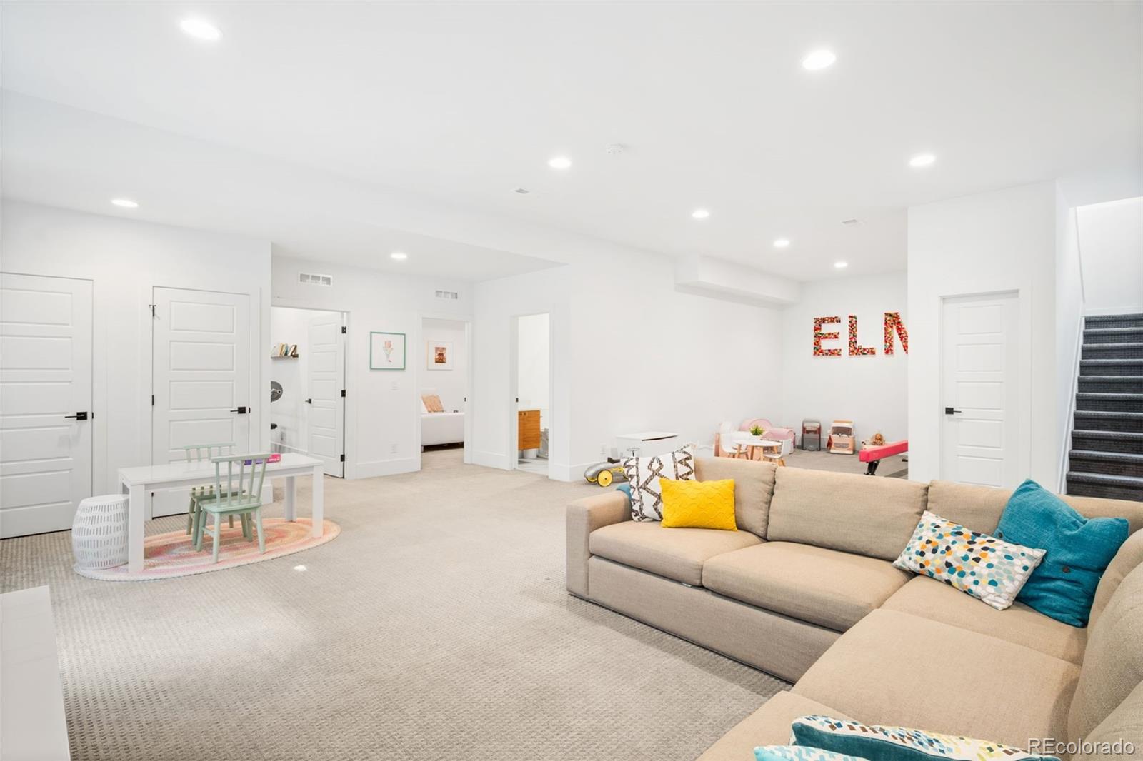 3275 S Clermont Street Denver CO 80222