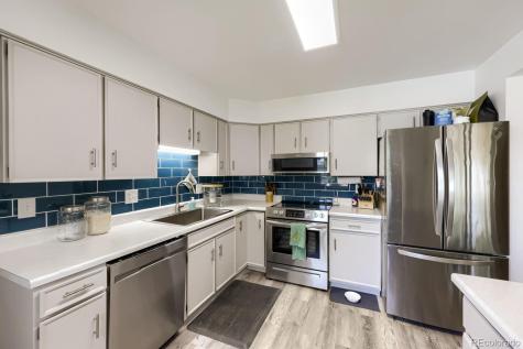 1602 S Everett Street Lakewood CO 80232