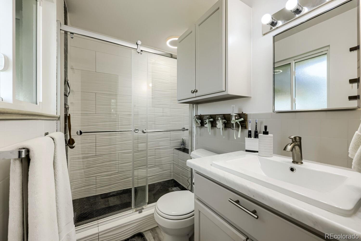 1602 S Everett Street Lakewood CO 80232