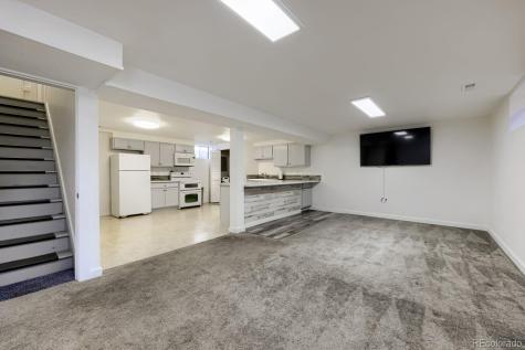1602 S Everett Street Lakewood CO 80232