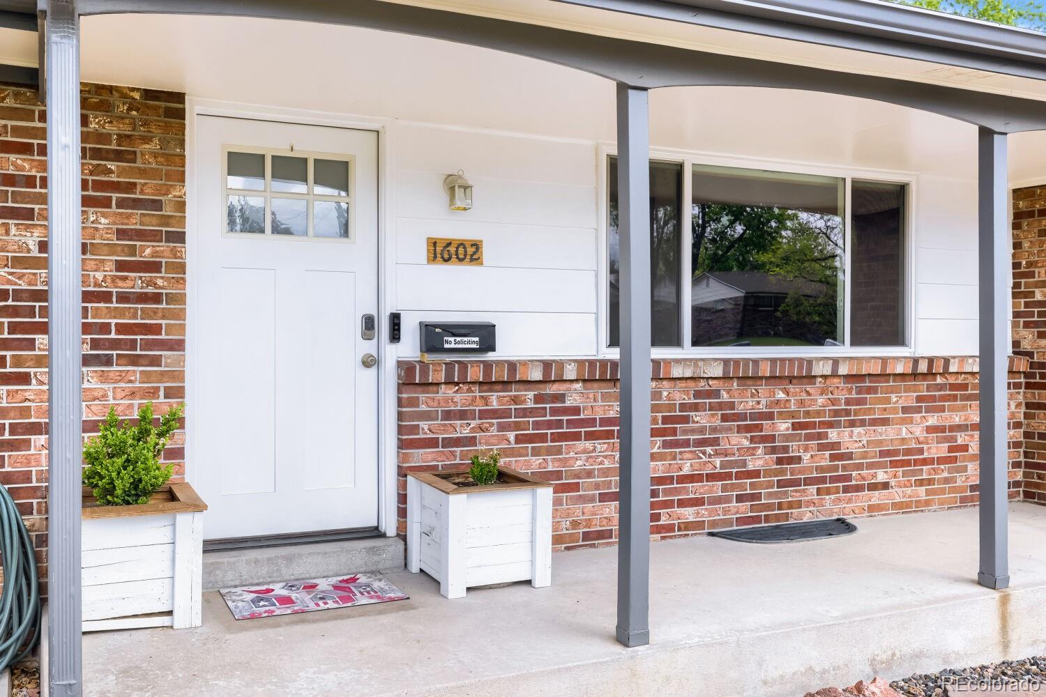 1602 S Everett Street Lakewood CO 80232