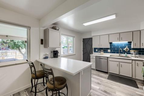 1602 S Everett Street Lakewood CO 80232