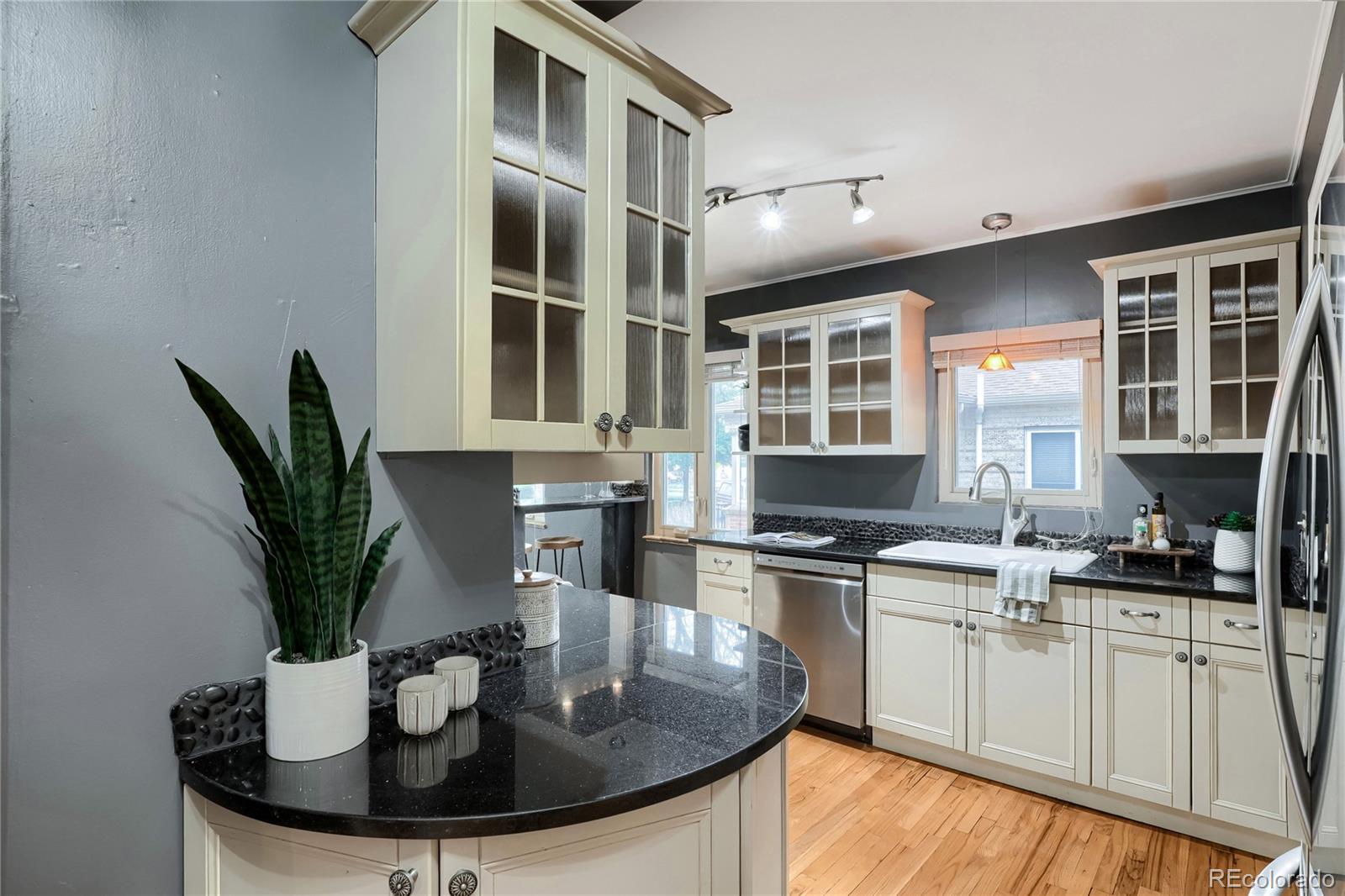2922 W 39th Avenue Denver CO 80211
