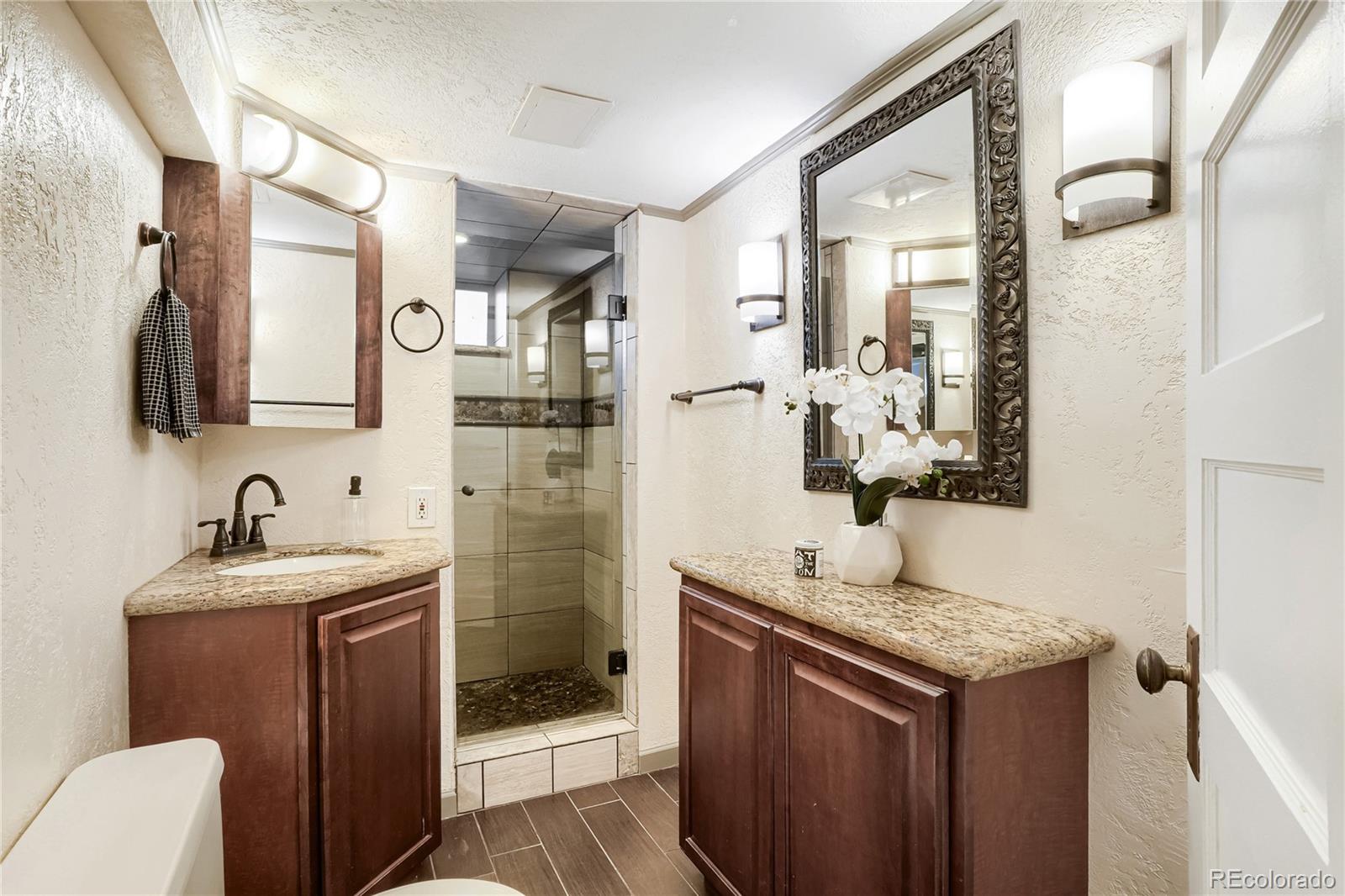2922 W 39th Avenue Denver CO 80211