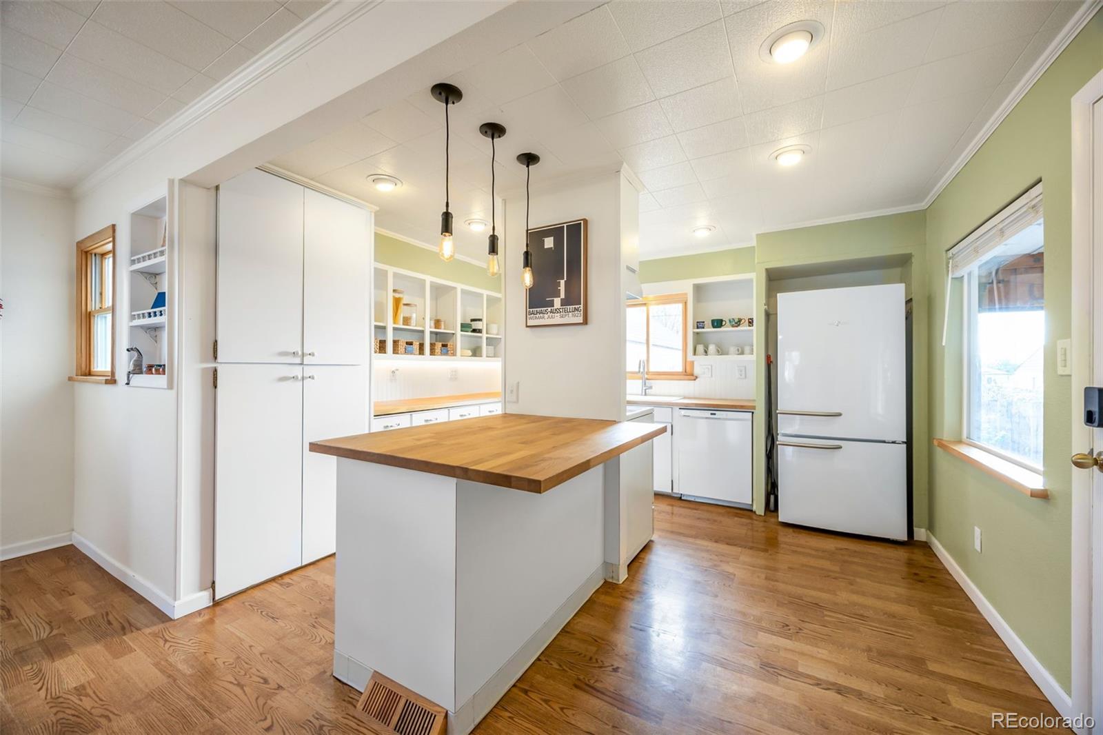 1260 S Shoshone Street Denver CO 80223