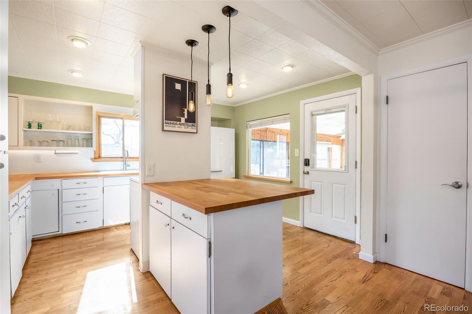 1260 S Shoshone Street Denver CO 80223