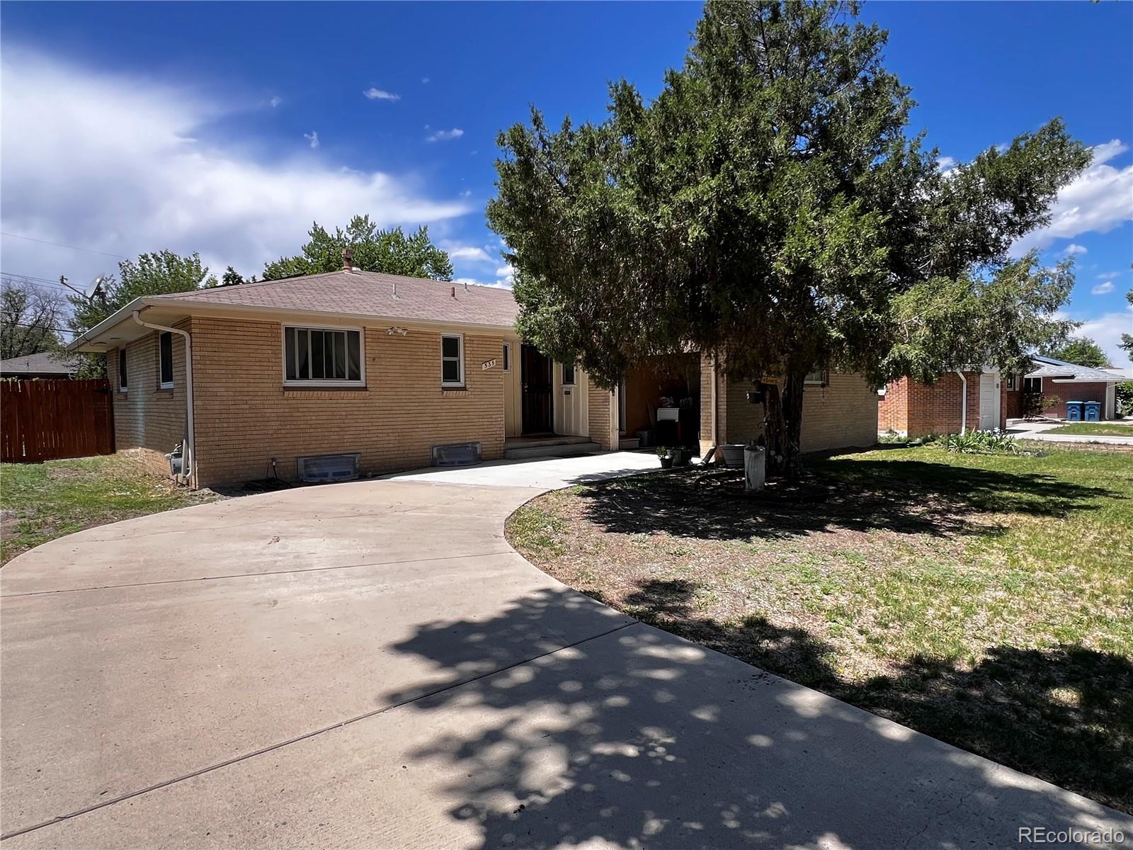 535 Kenton Street Aurora CO 80010