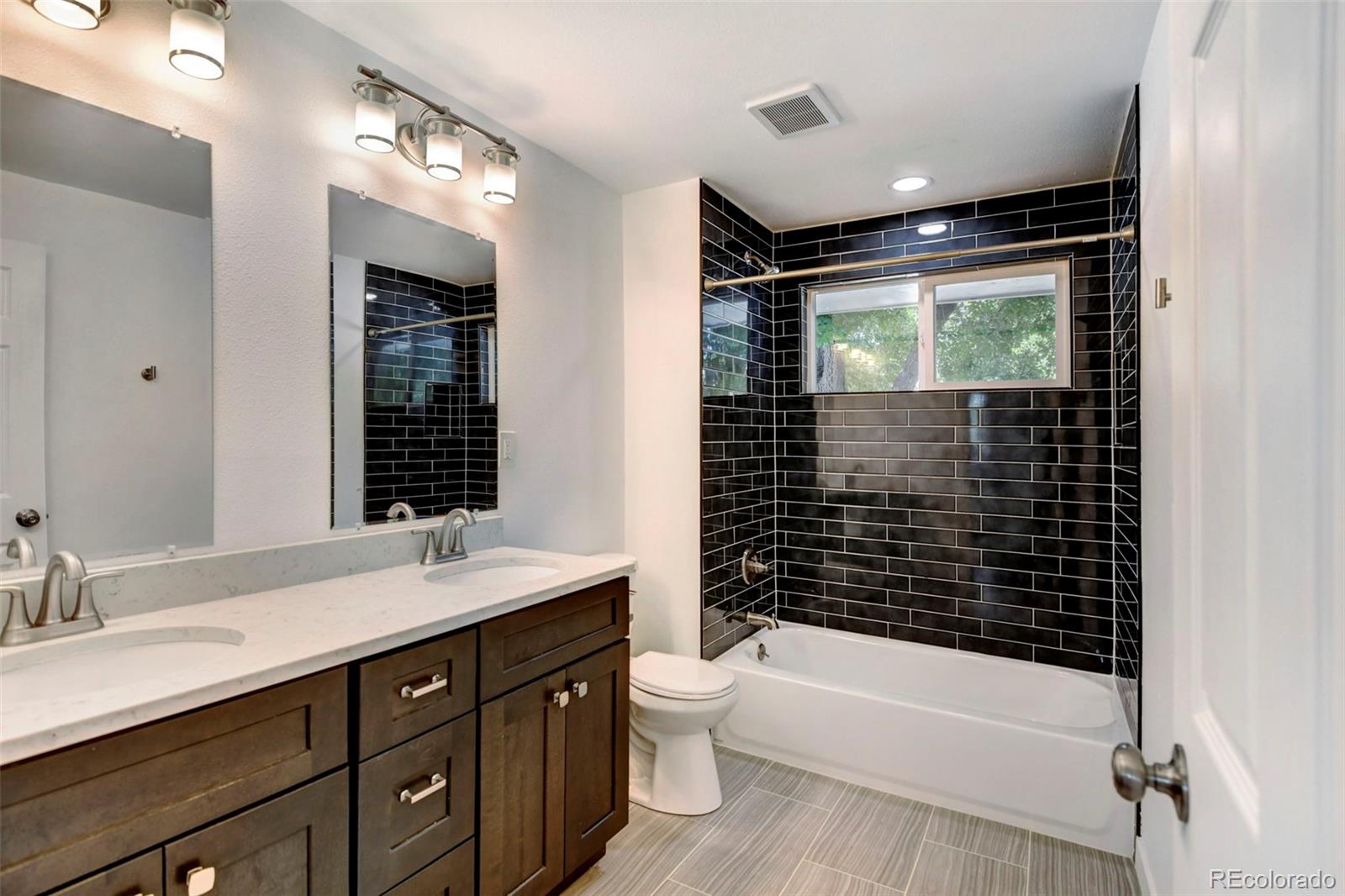6428 S Steele Street Centennial CO 80121