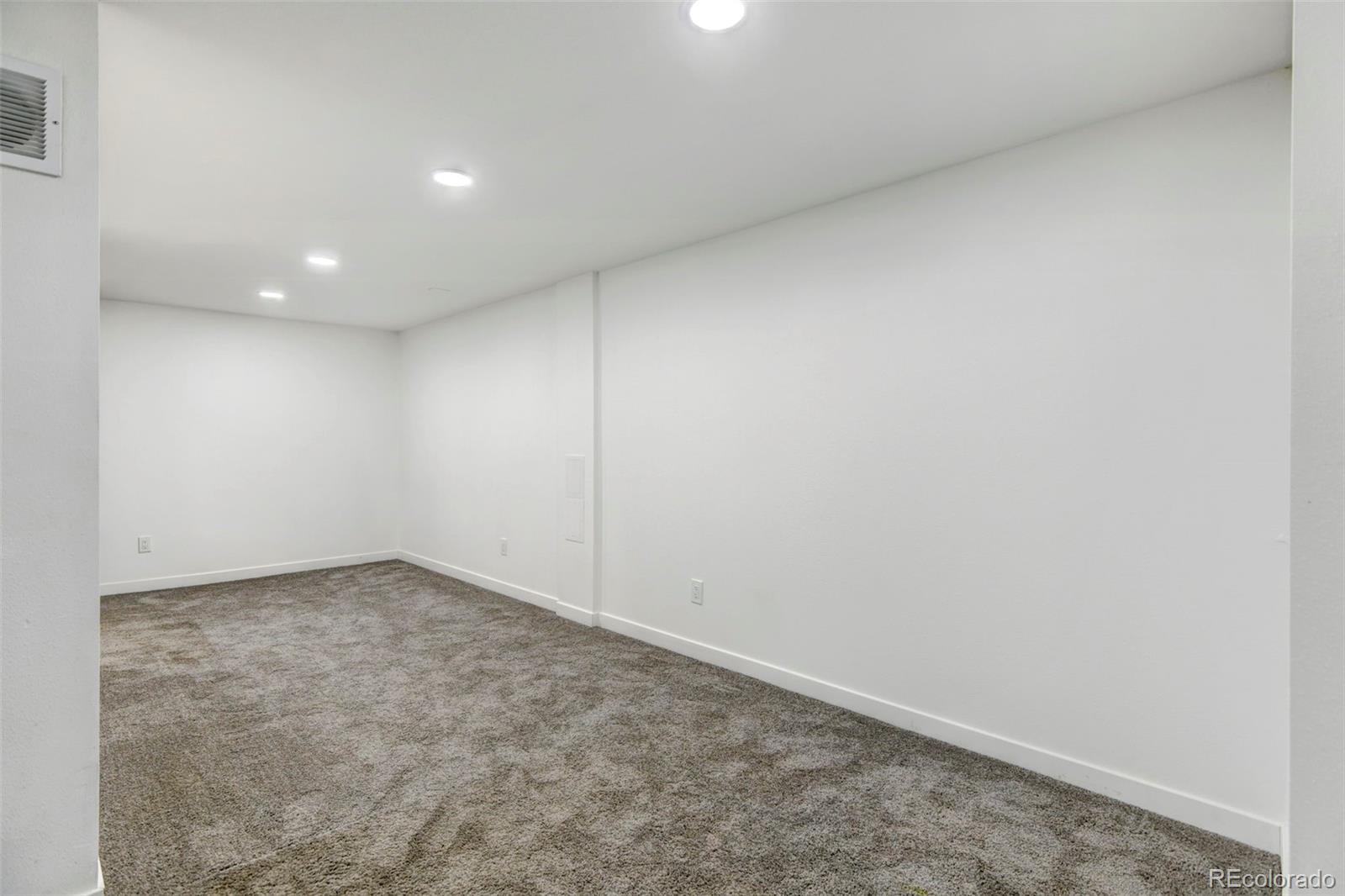6428 S Steele Street Centennial CO 80121