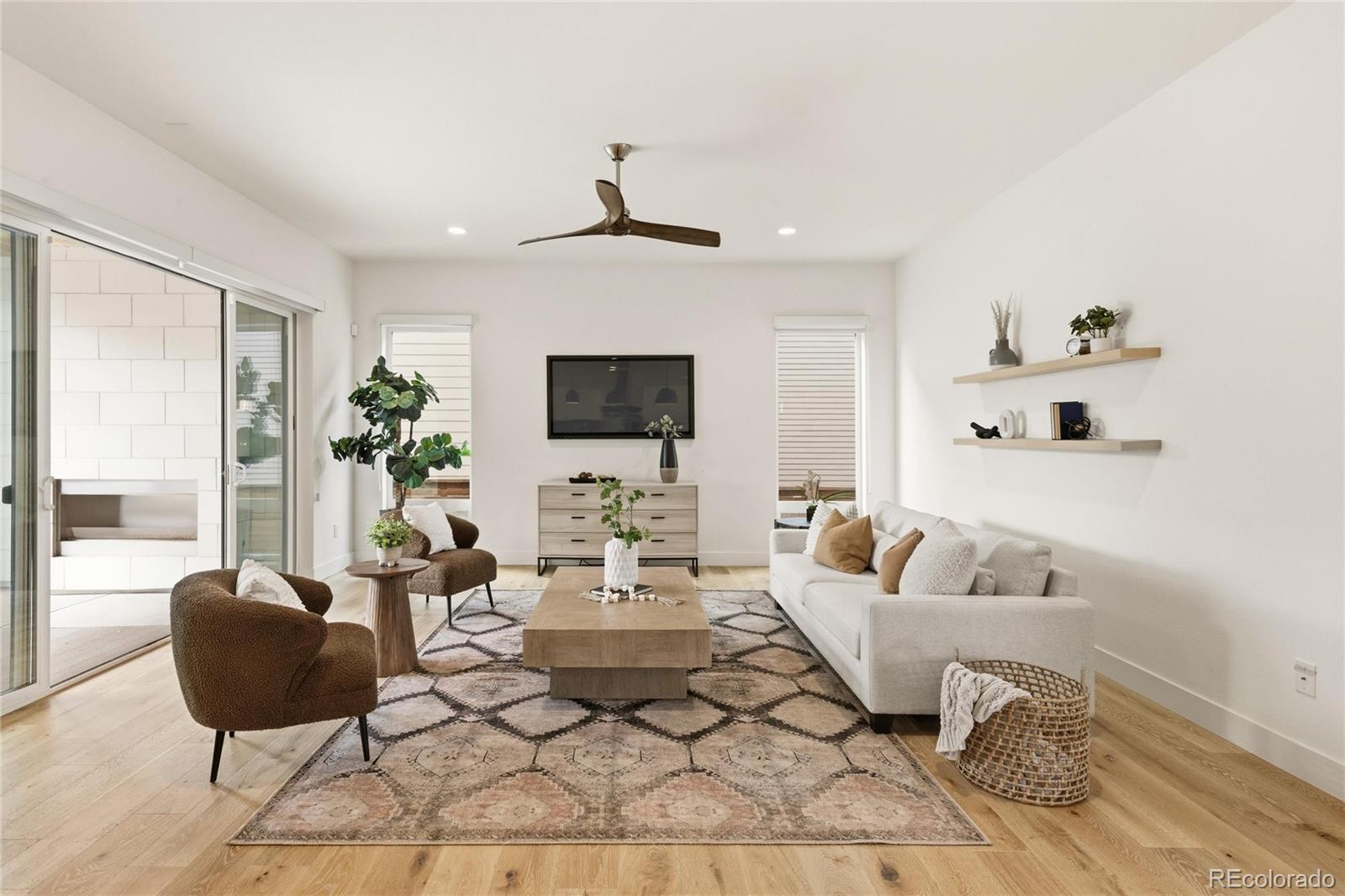 6121 Chester Street Denver CO 80238