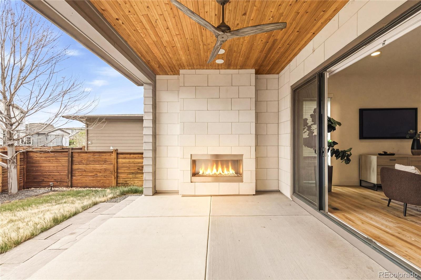 6121 Chester Street Denver CO 80238