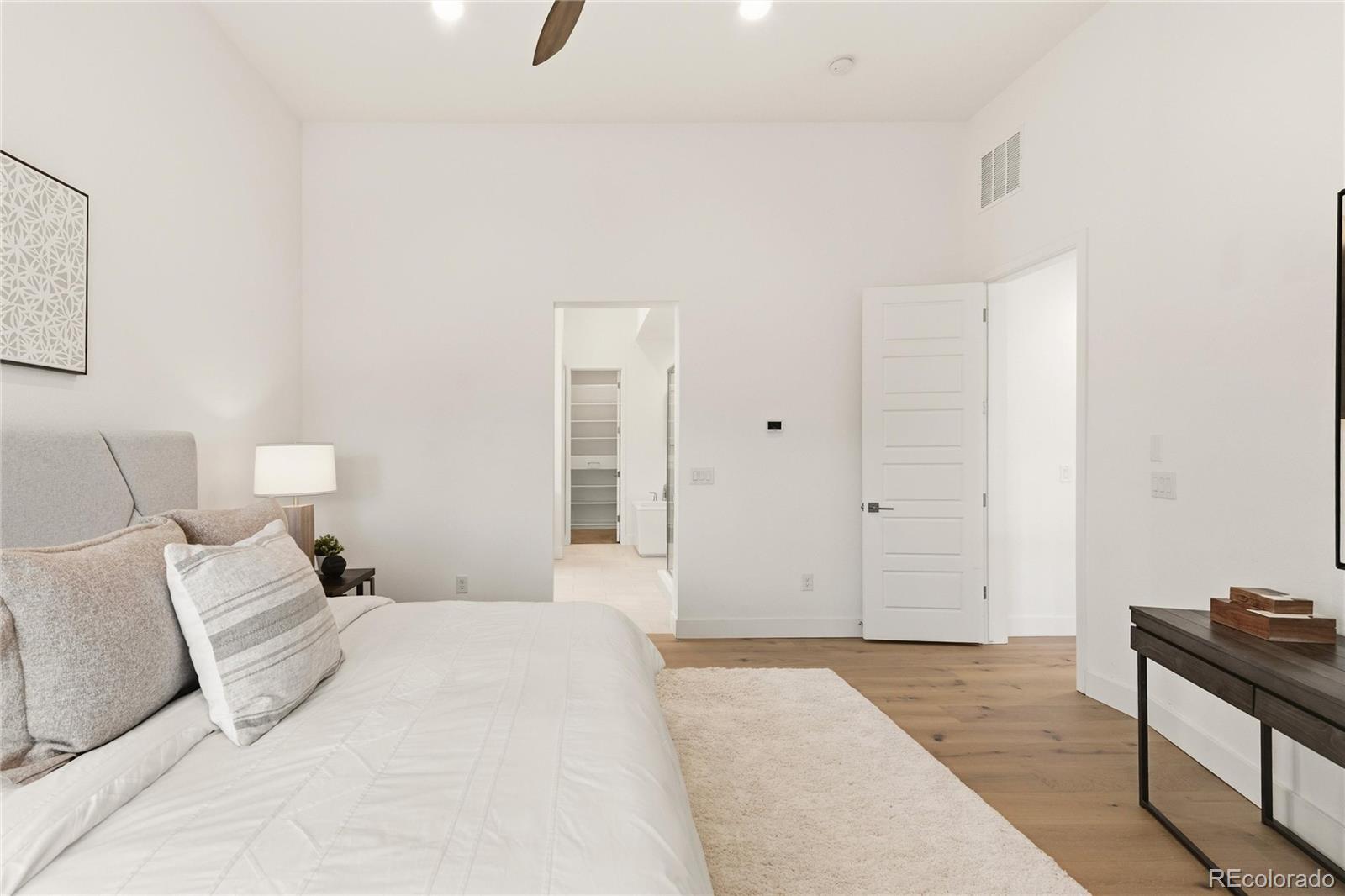 6121 Chester Street Denver CO 80238