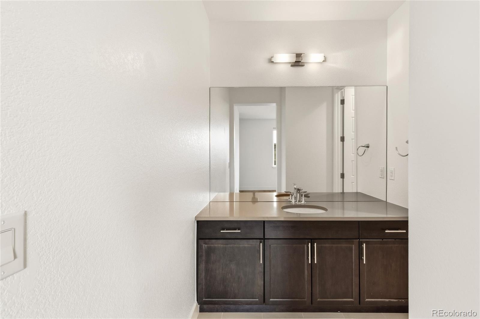 6121 Chester Street Denver CO 80238