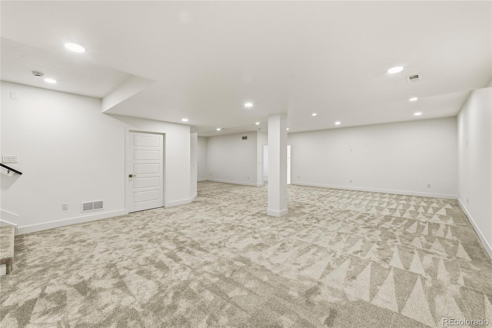 6121 Chester Street Denver CO 80238