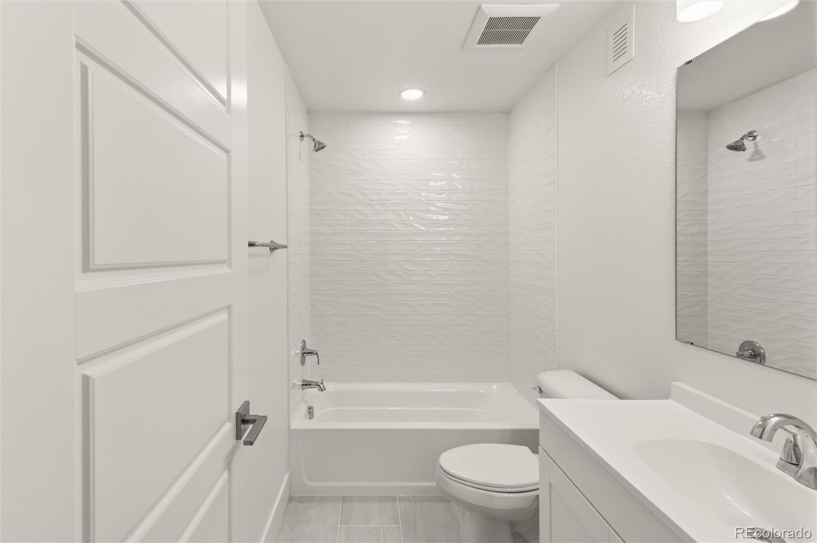 6121 Chester Street Denver CO 80238