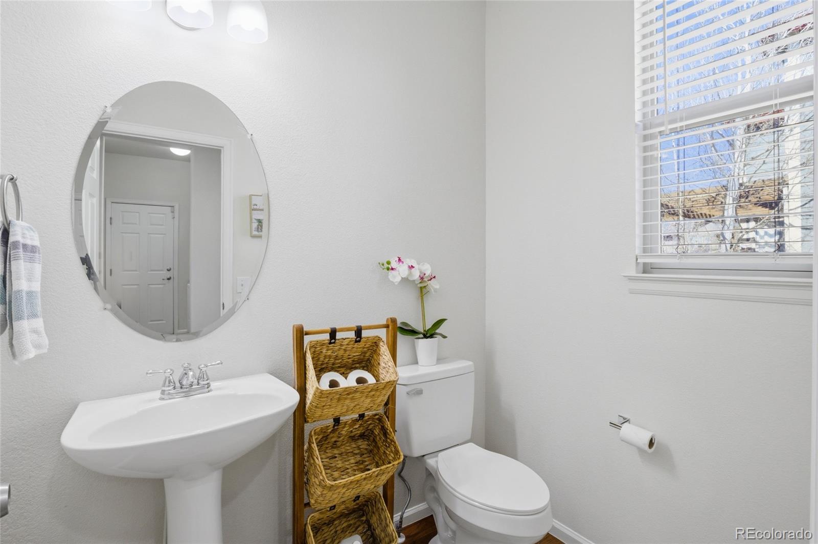 161 N Elk Court Aurora CO 80018