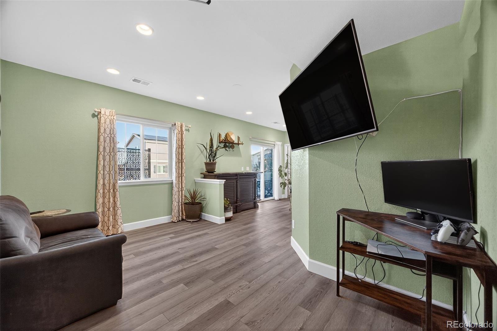 2042 Villageview Lane Castle Rock CO 80104