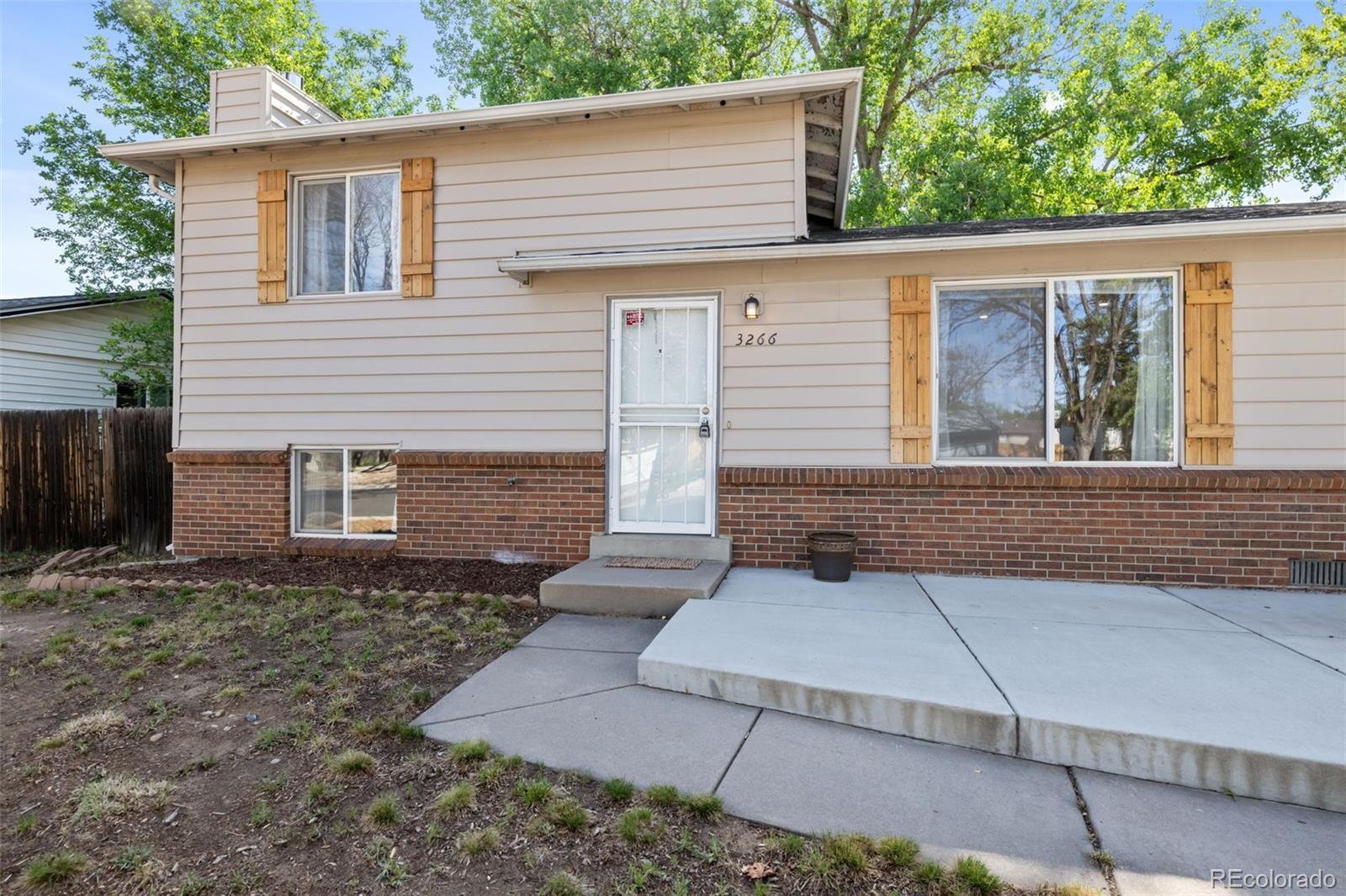 3266 S Helena Street Aurora CO 80013