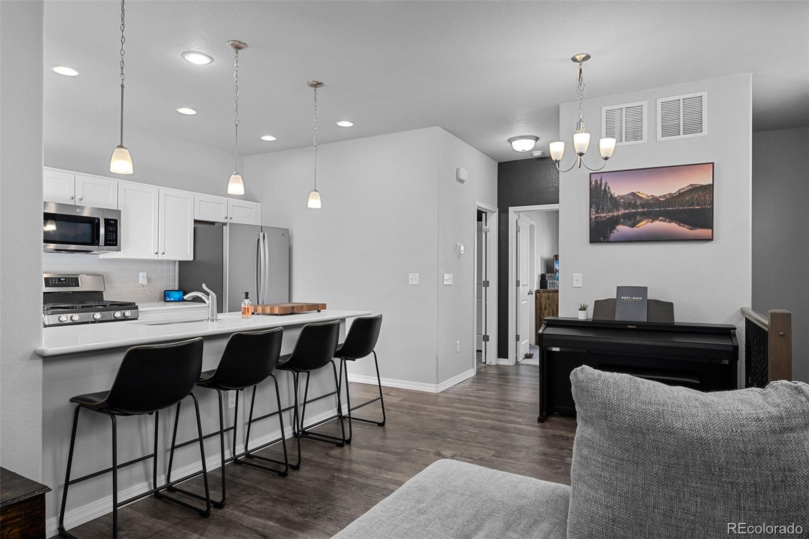 7410 Gorgeted Quail Grove Colorado Springs CO 80923