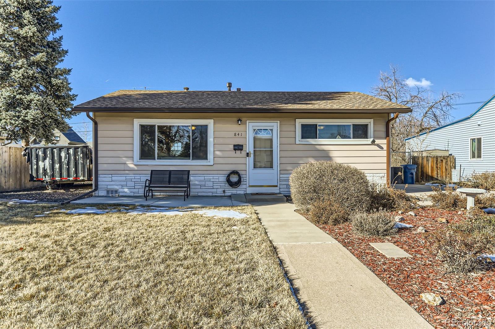 841 N Oakland Street Aurora CO 80010