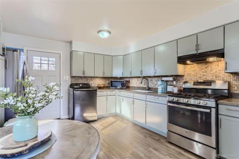 841 N Oakland Street Aurora CO 80010