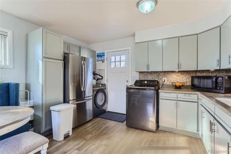 841 N Oakland Street Aurora CO 80010