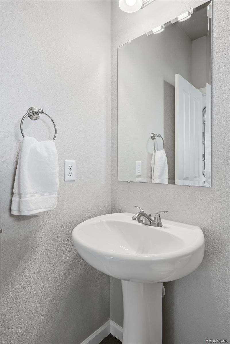 2764 Simpre Way Brighton CO 80601