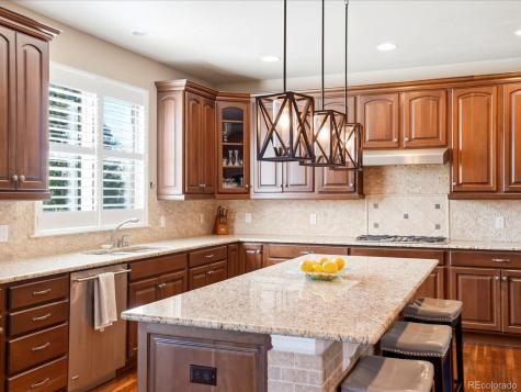 7465 S Jackson Gap Way Aurora CO 80016