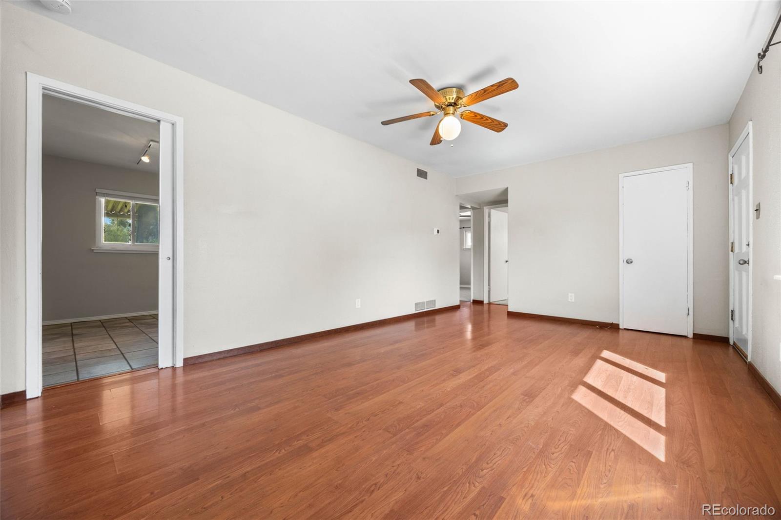 707 Uvalda Street Aurora CO 80011