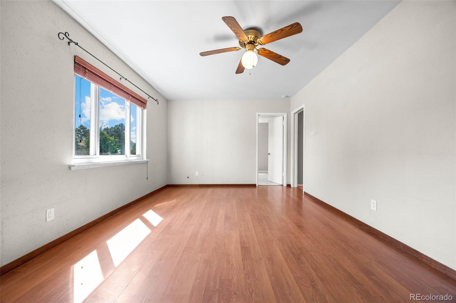 707 Uvalda Street Aurora CO 80011