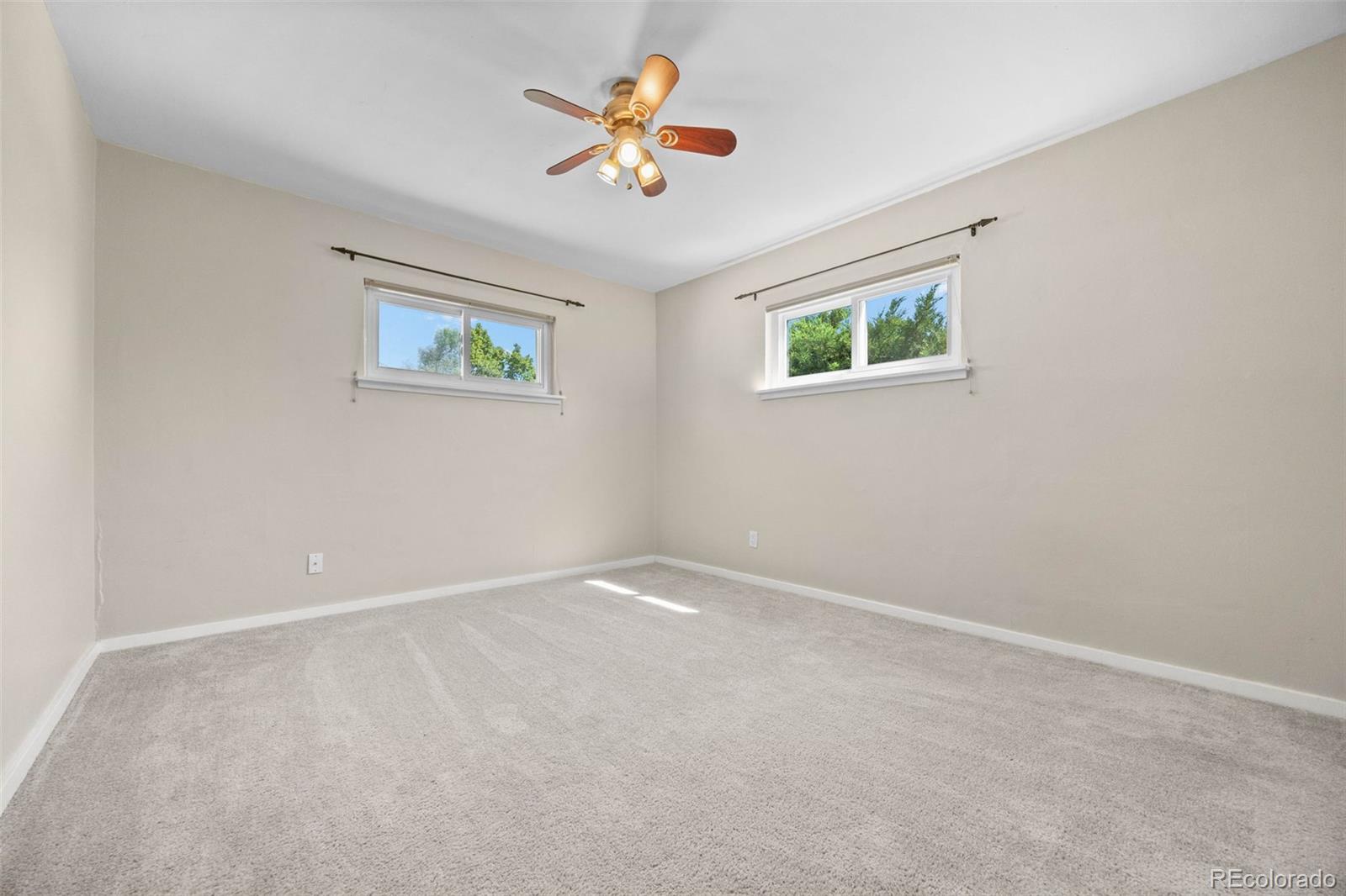 707 Uvalda Street Aurora CO 80011